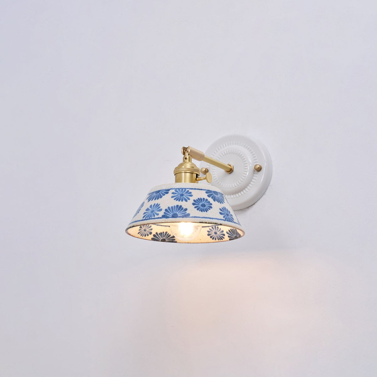 Ceramic Sconce with Brass Hardware in Blue & White – Hardwired E26 Socket for Bathroom, Bedroom & Hallway Accent Lighting | Thomler