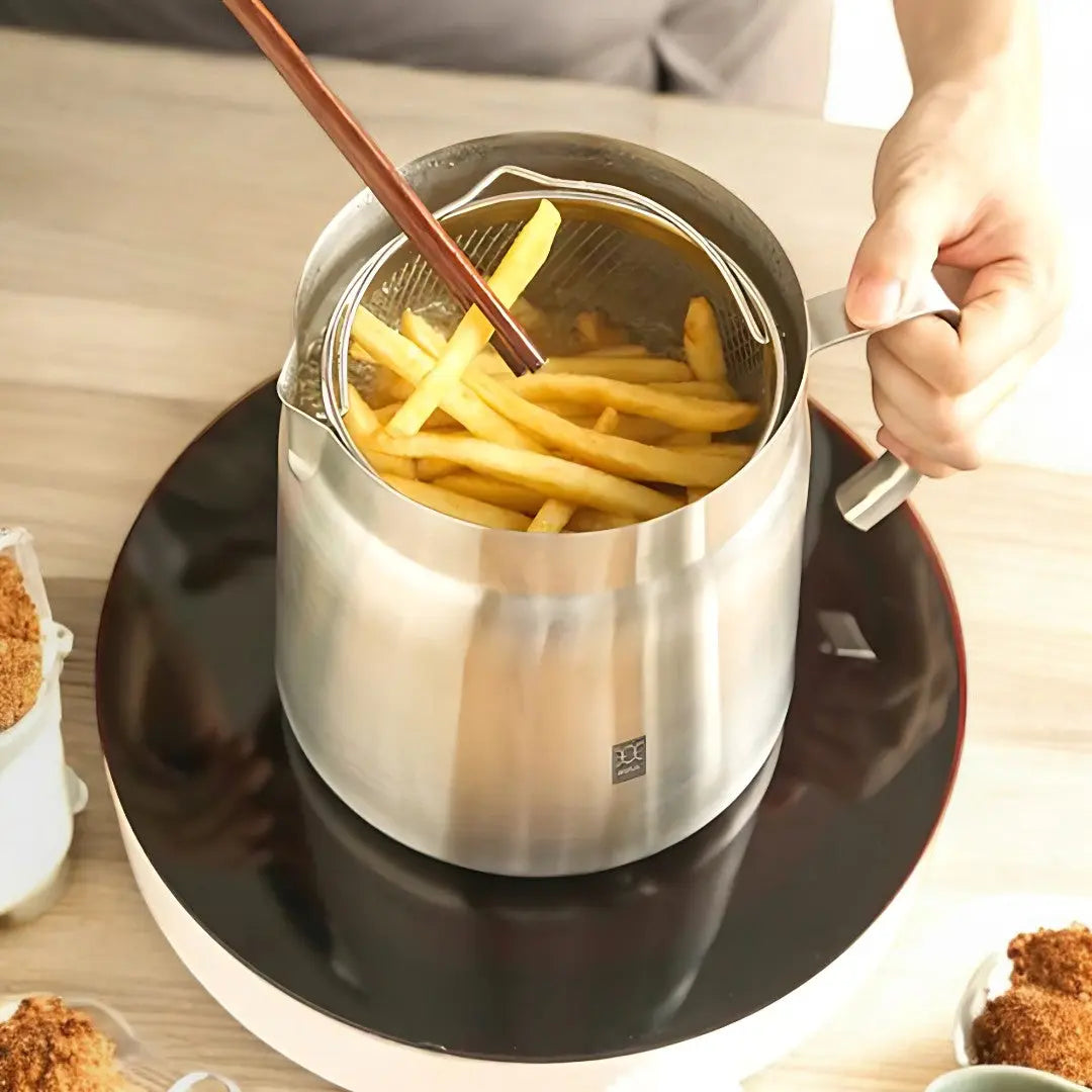Stainless Steel Frying Pot with Integrated Oil Filter Sieve and Storage Container for Crispy Homemade Fried Foods Kitchen Cookware | Thomler