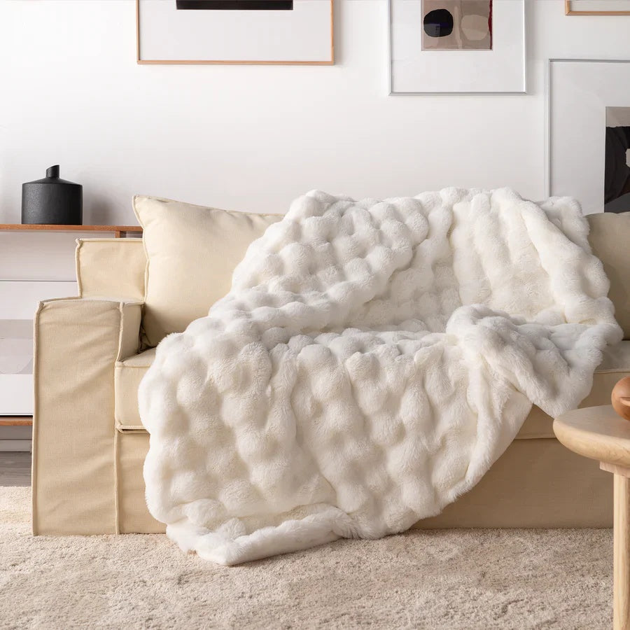 Plush Double-Layered Faux Rabbit Fur Throw Blanket – Lightweight Softness for Bed, Couch & Travel