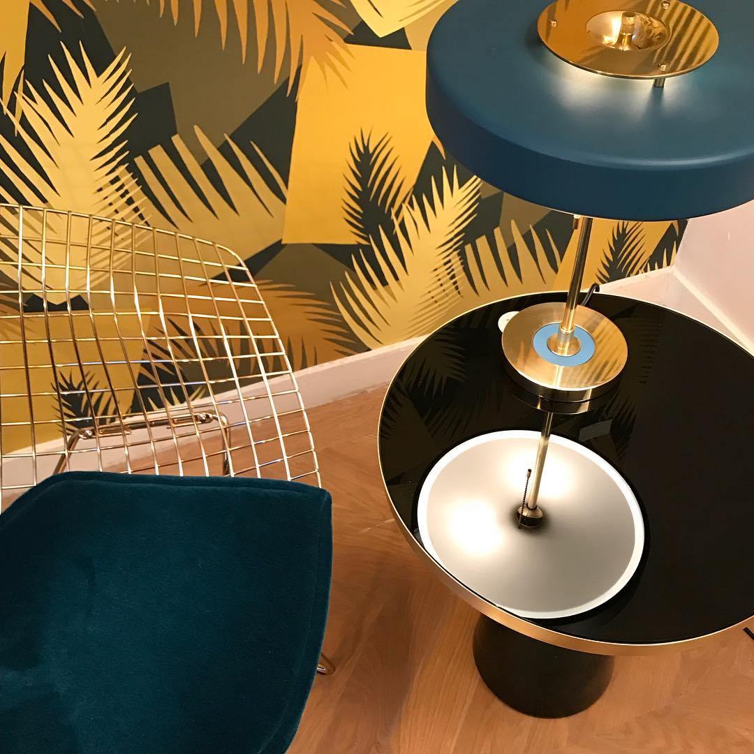 Lámpara de lectura de noche con pantalla de metal y difusor acrílico para escritorio, mesita de noche, oficina, dormitorio y decoración de estudio, interruptor de cadena, luz cálida | Thomler