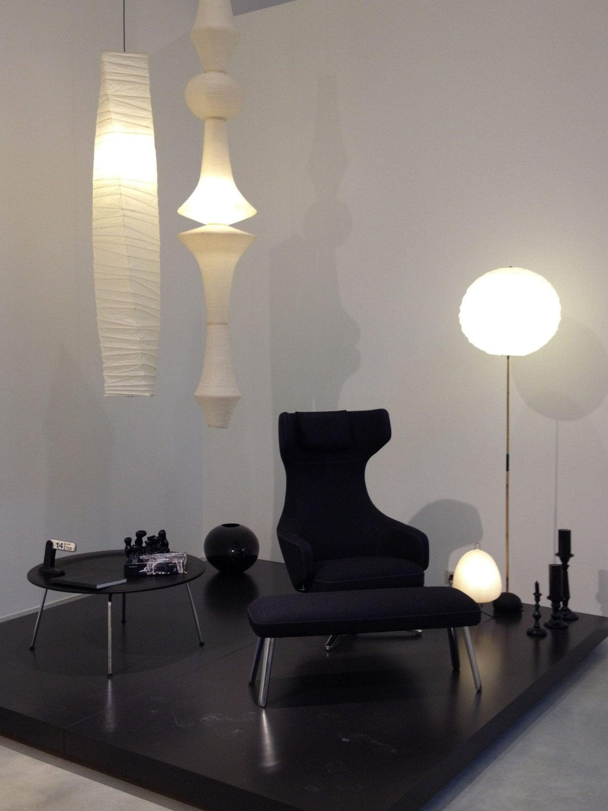 Lámpara de techo artesanal de papel con pantalla cilíndrica blanca, luminaria colgante con casquillo E26/E27 para dormitorio, sala de estar y comedor, luz ambiental moderna | Thomler