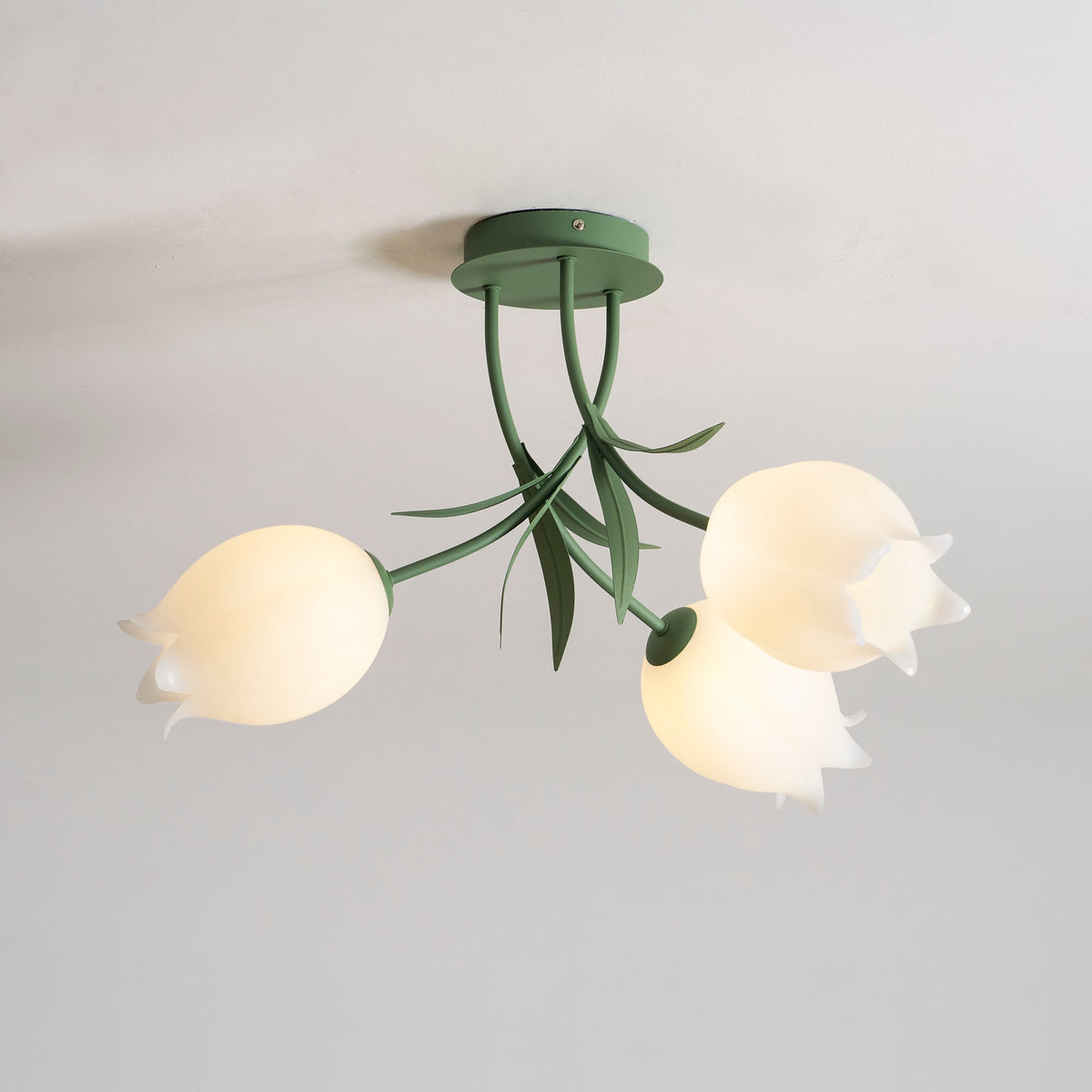 Flush Mount Floral Ceiling Light Fixture with Multi-Head LED Design for Bedroom, Living Room