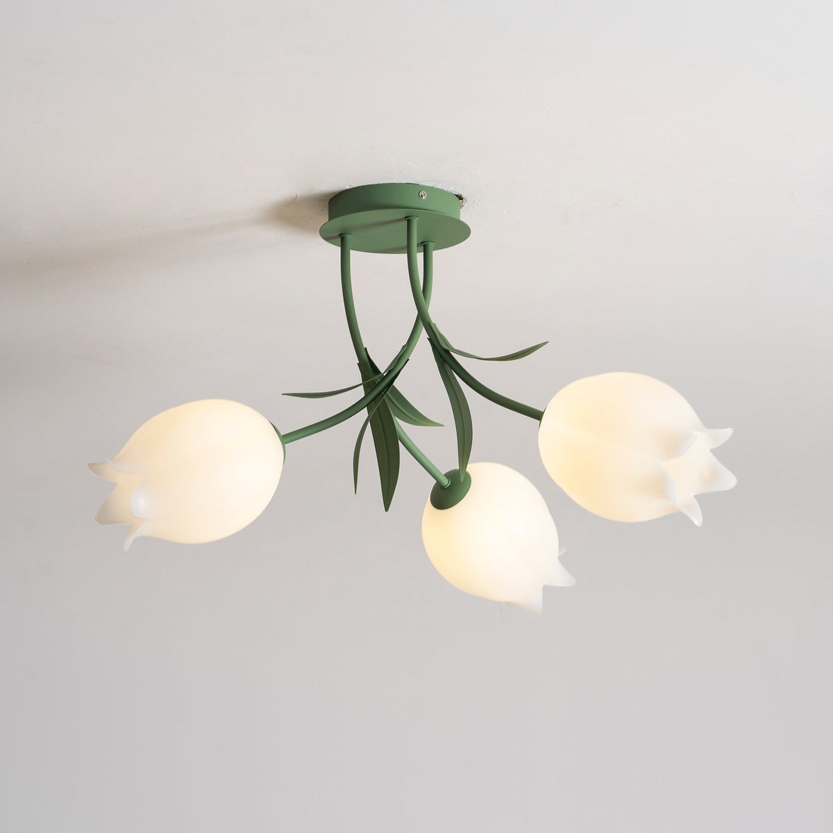 Flush Mount Floral Ceiling Light Fixture with Multi-Head LED Design for Bedroom, Living Room