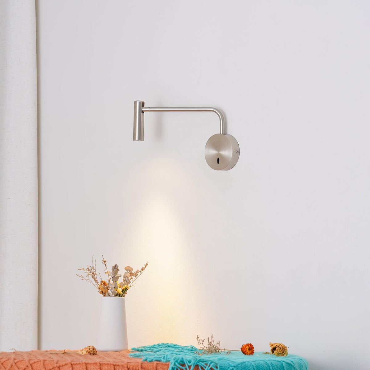 Pivoting Arm LED Reading Light Metal Wall Sconce Bedside Task Lamp Modern 9.4 in Contemporary Fixture for Bedroom Hallway US Adjustable | Thomler