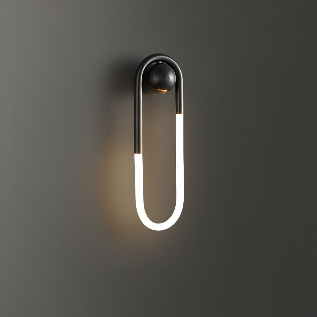 Sculptural Loop Sconce 9W Integrated LED Brass or Black Finish Dimmable Hardwired Fixture for Bedroom Hallway Living Room Contemporary Minim | Thomler