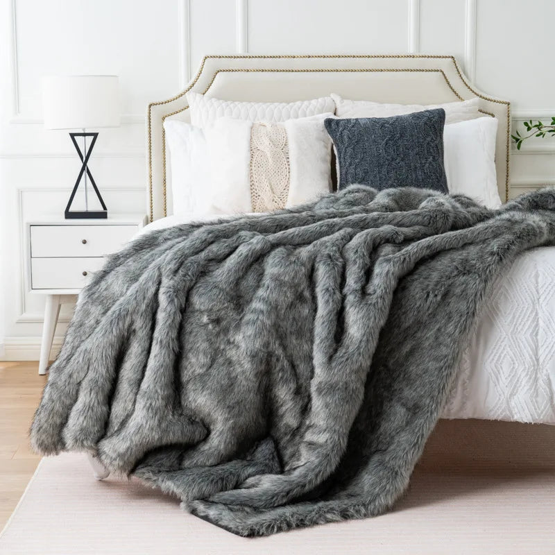Plush Faux-Fur Accent Blanket 80×60 in Oversized Ultra-Soft Polyester Decorative Cover for Bedroom Sofa Chair Couch Neutral Tan Silver Brind | Thomler
