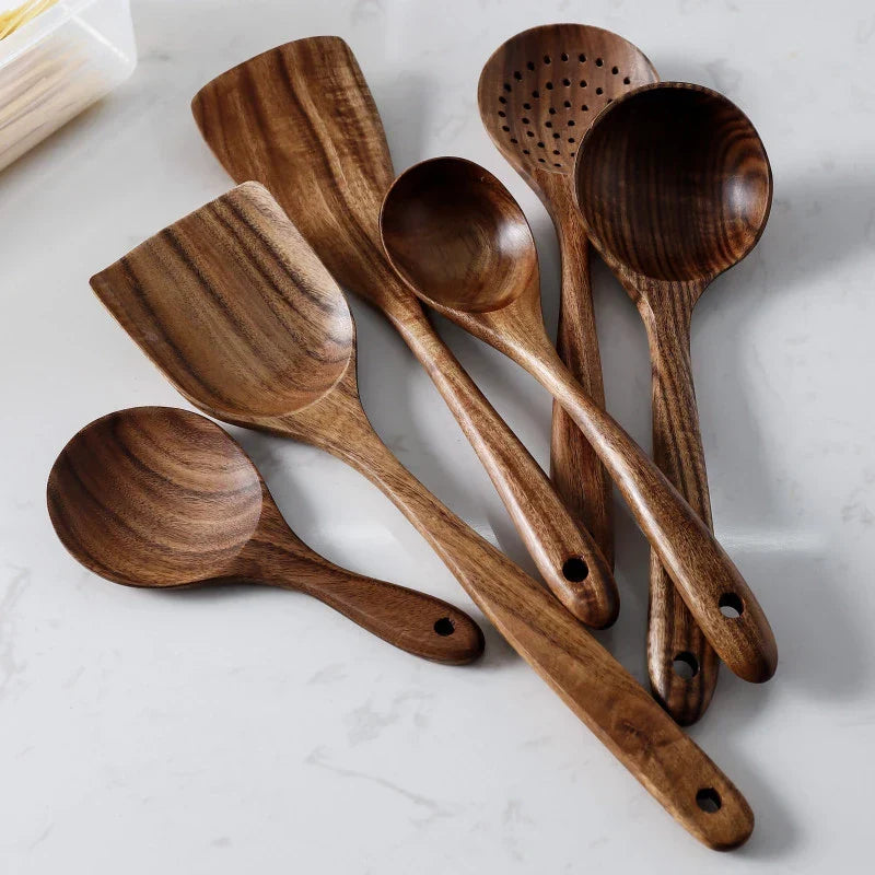 Juego de 8 utensilios de cocina de madera natural con soporte de exhibición para cocinar y servir, herramientas seguras para utensilios de cocina antiadherentes | Thomler
