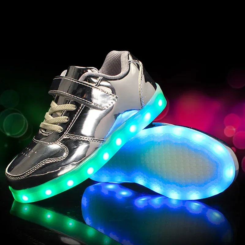 LED-Kindersneaker mit Klettverschluss – Leuchtschuhe für Jungen & Mädchen | Sportschuhe mit Blinklichtern | Thomler