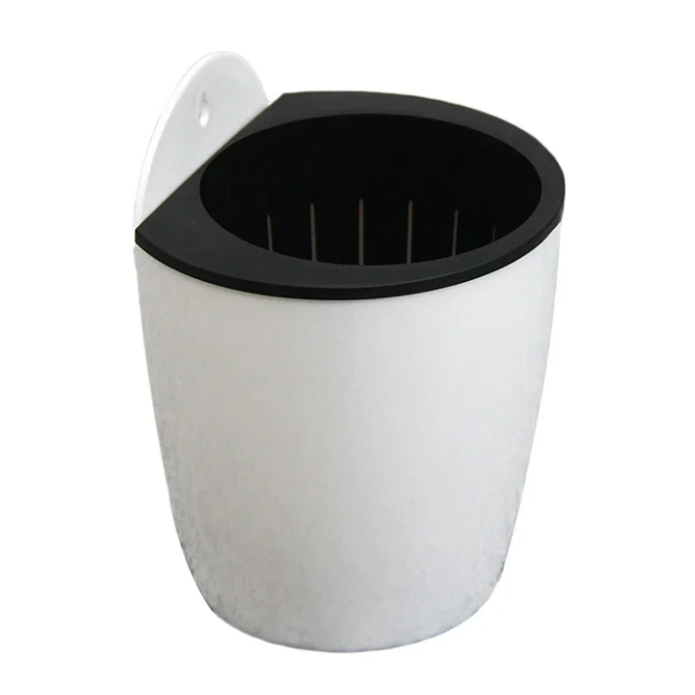 Wandmontierter, selbstbewässernder Pflanzkübel, 18 cm Durchmesser, weißer Kunststoff, vertikaler Kräutertopf für Innen- und Außenbereich, hydroponischer Sukkulentenhalter, herausnehmbarer Korb | Thomler