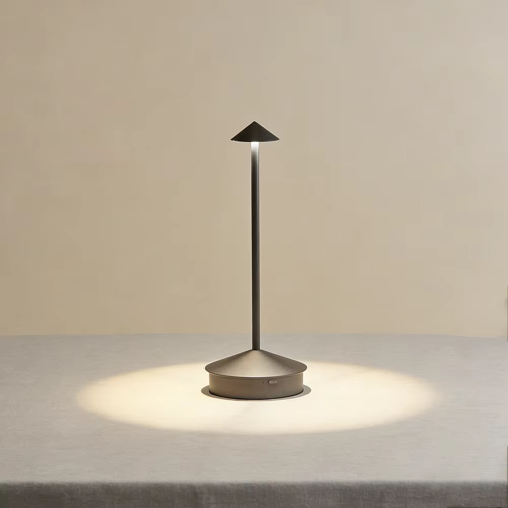 Oplaadbare led-bureaulamp met aanraakbediening en drie lichtstanden