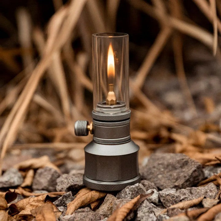 Butaan gaslantaarn aluminium draagbare buitenlamp kamperen wandelen backpacken instelbare vlam handmatige ontsteking vintage design reisuitrusting Em | Thomler