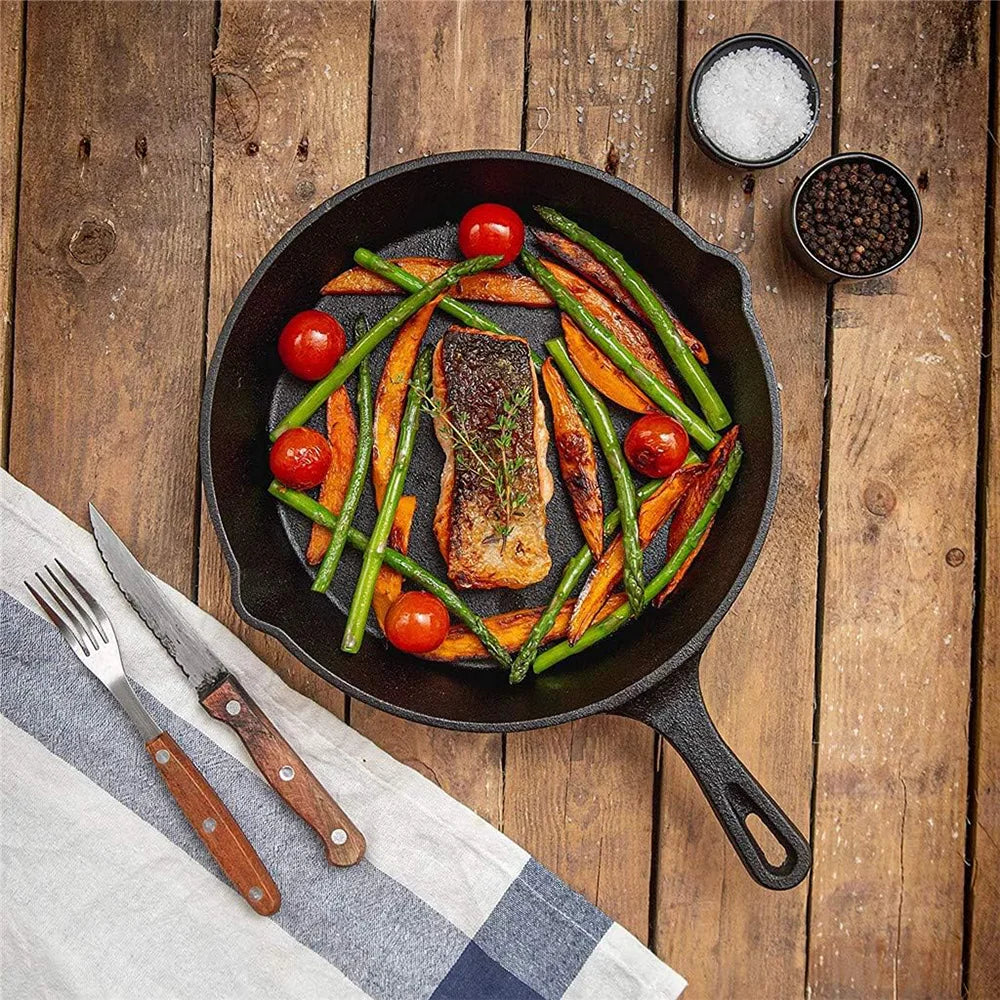 Three-Piece Skillet Set Uncoated Iron 6.3-Inch 7.9-Inch 10.2-Inch Black Multi-Cooktop Compatible Heat-Retaining Pan Collection | Thomler