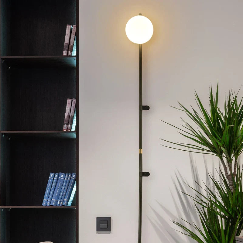 Wandlamp met stekker en verstelbare arm voor slaapkamer, woonkamer, hal, kantoor, zwart/wit, modern minimalistisch leeslamp-armatuur, eenvoudig | Thomler