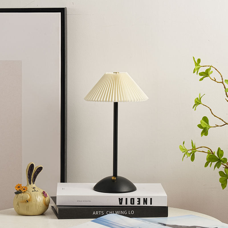 USB Powered Desk Lamp with Fabric Shade – 11.7 Inch Iron Light for Nightstand, Office & Bedroom – E14 Base, Multiple Finishes | Thomler