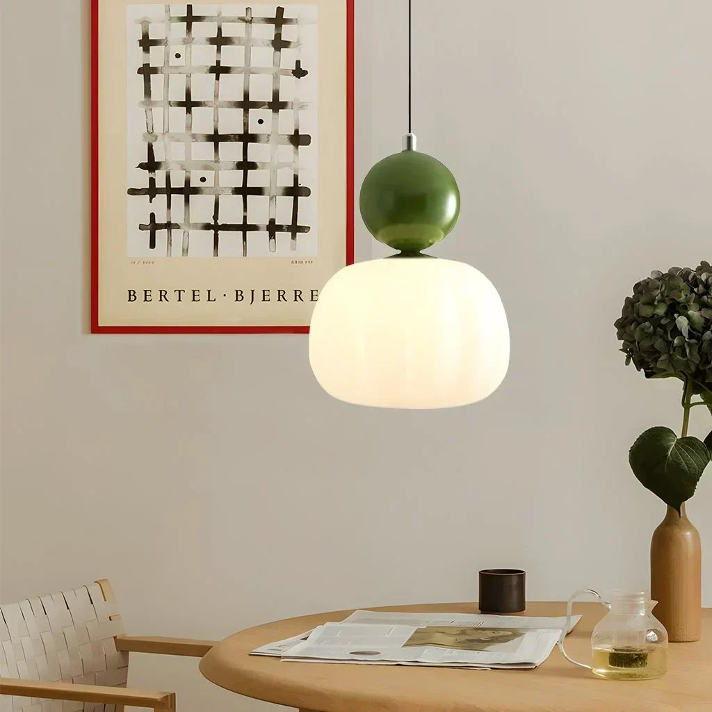 Kugelförmige Hängeleuchte, 16 cm (6,3 Zoll), beiger PMMA-Schirm für Kücheninsel, Esszimmer, Decken-Akzentleuchte, moderne Globus-Deckenlampe aus Metall | Thomler