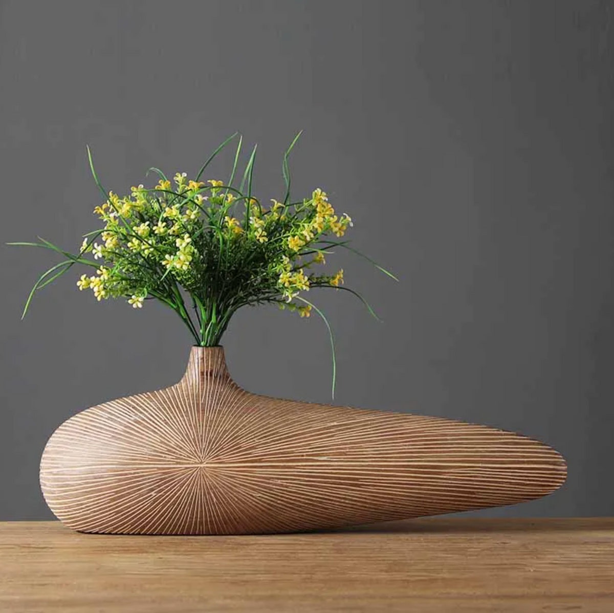 Sculptural Faux-Wood Vase for Floral Displays & Statement Décor, Medium 14 in & Large 20 in, Textured Organic Design for Living Room, Bedroo | Thomler