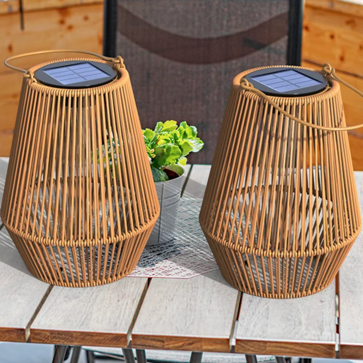 Gevlochten lantaarn met zonne-energie ledverlichting voor buiten, hangende decoratie 20 cm voor terras, tuin, veranda, balkon en tafel, snoerloos, zonder batterijen | Thomler
