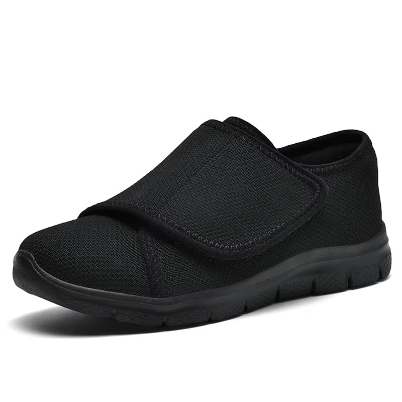 Damen-Wanderschuhe in weiter Passform mit verstellbarem Riemen und atmungsaktivem Mesh