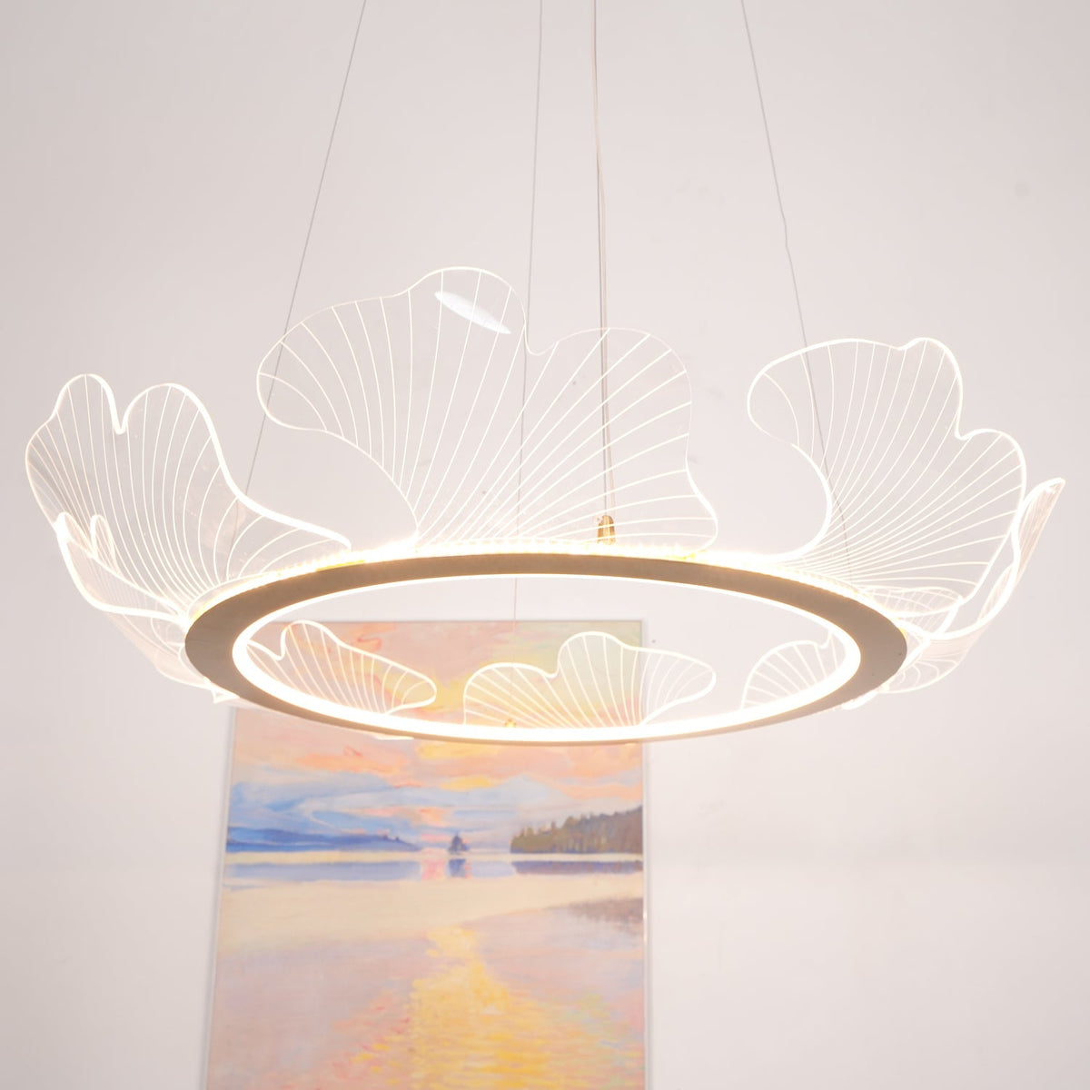 Lámpara colgante redonda con difusor de hojas acrílicas, 27 pulgadas, dorada, altura ajustable, LED para cocina, comedor, oficina, dormitorio, montaje empotrado moderno | Thomler
