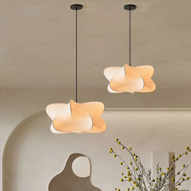 Hängeleuchte mit fließendem Seidenschirm, 30 cm, Taupe, E27-Fassung, für Esszimmer, Wohnzimmer, Schlafzimmer, stimmungsvolles Licht, modern, minimalistisch, organisch | Thomler