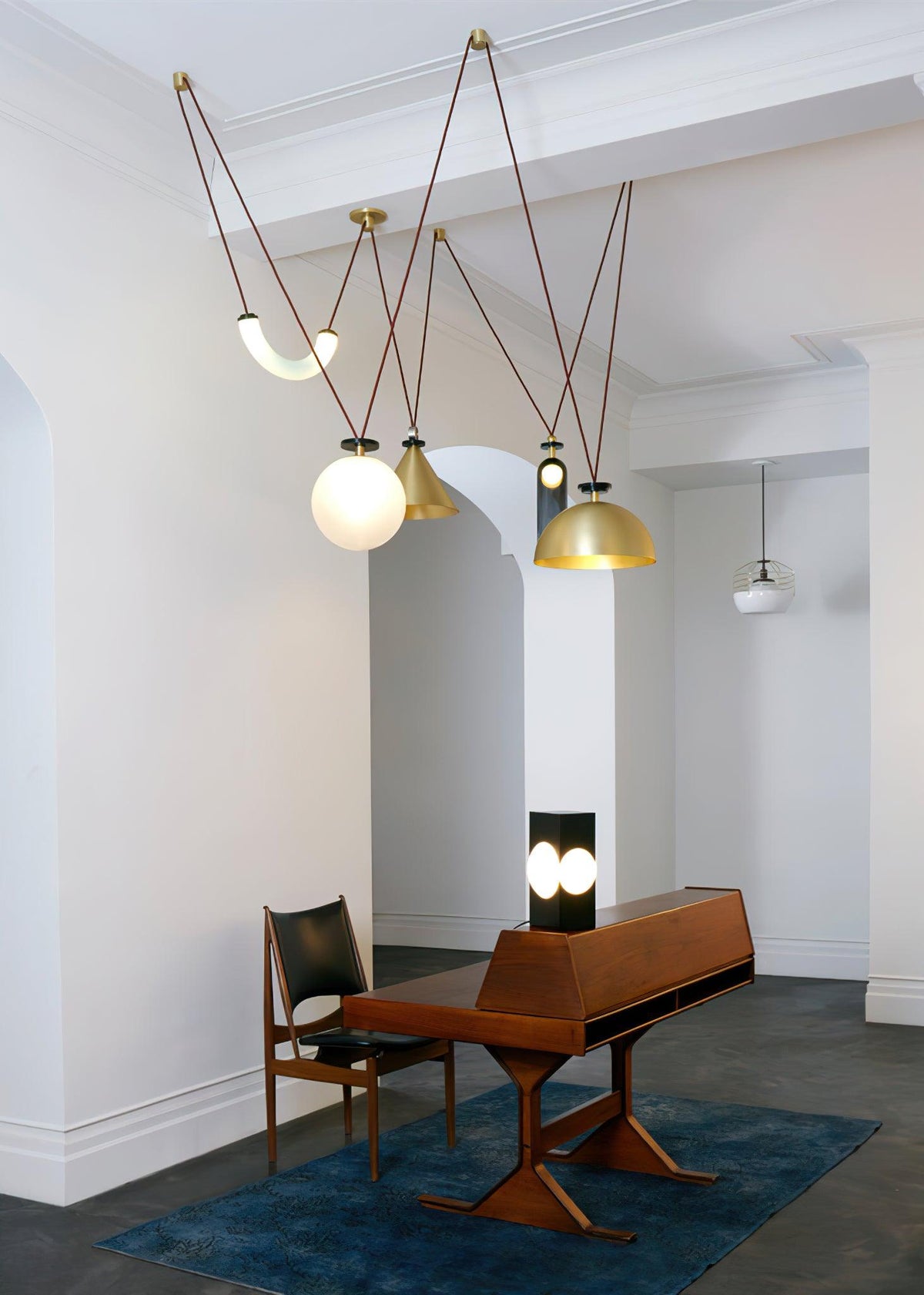 Lámpara de techo escultural modular con secciones ajustables y opciones de acabado personalizadas para comedor, cocina y sala de estar | Thomler