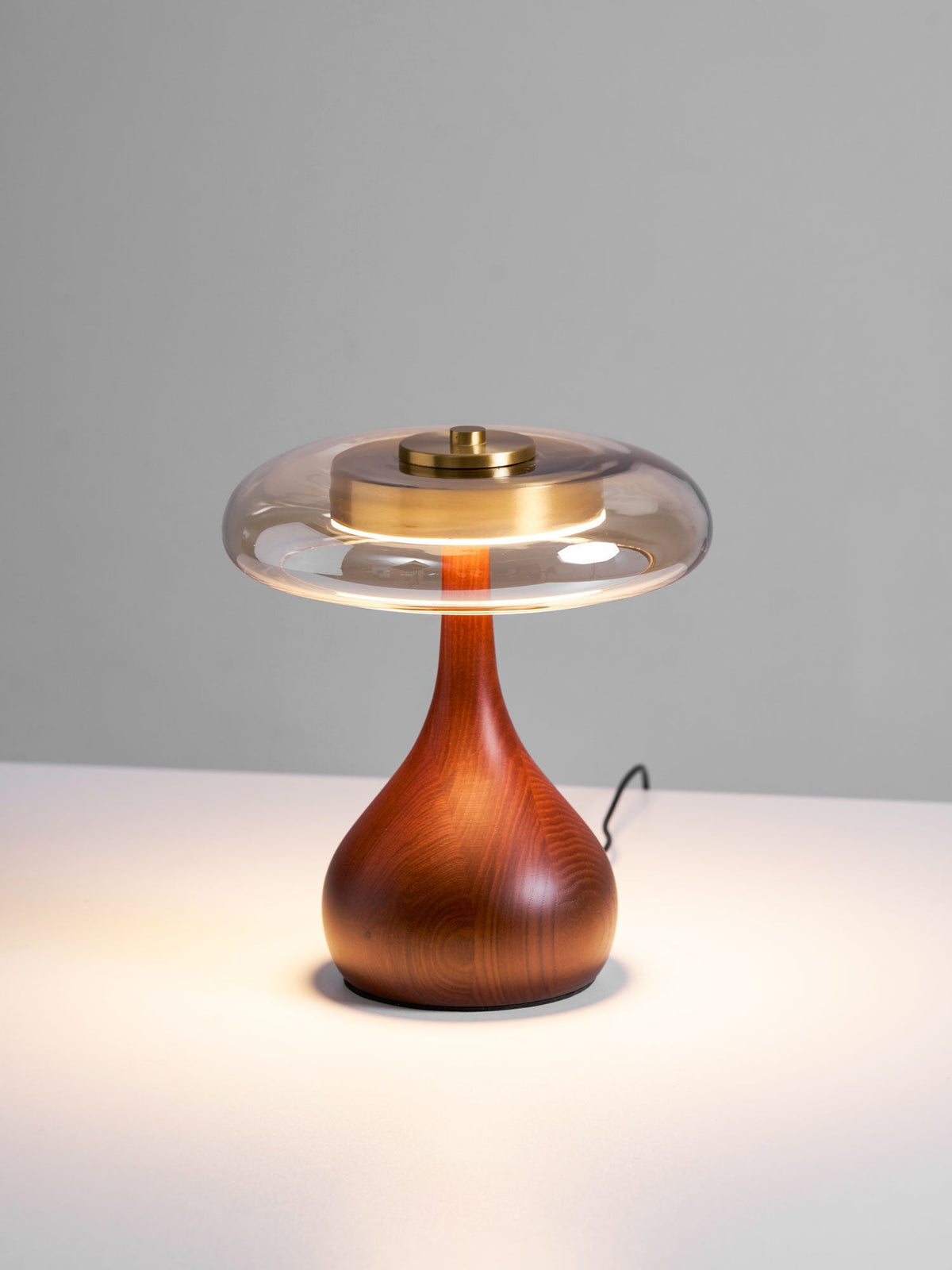 Lámpara de escritorio LED con pantalla de vidrio ámbar y base de madera natural para oficina en casa, dormitorio y mesa de noche | Temperatura de color ajustable 3000K-6000K | Thomler