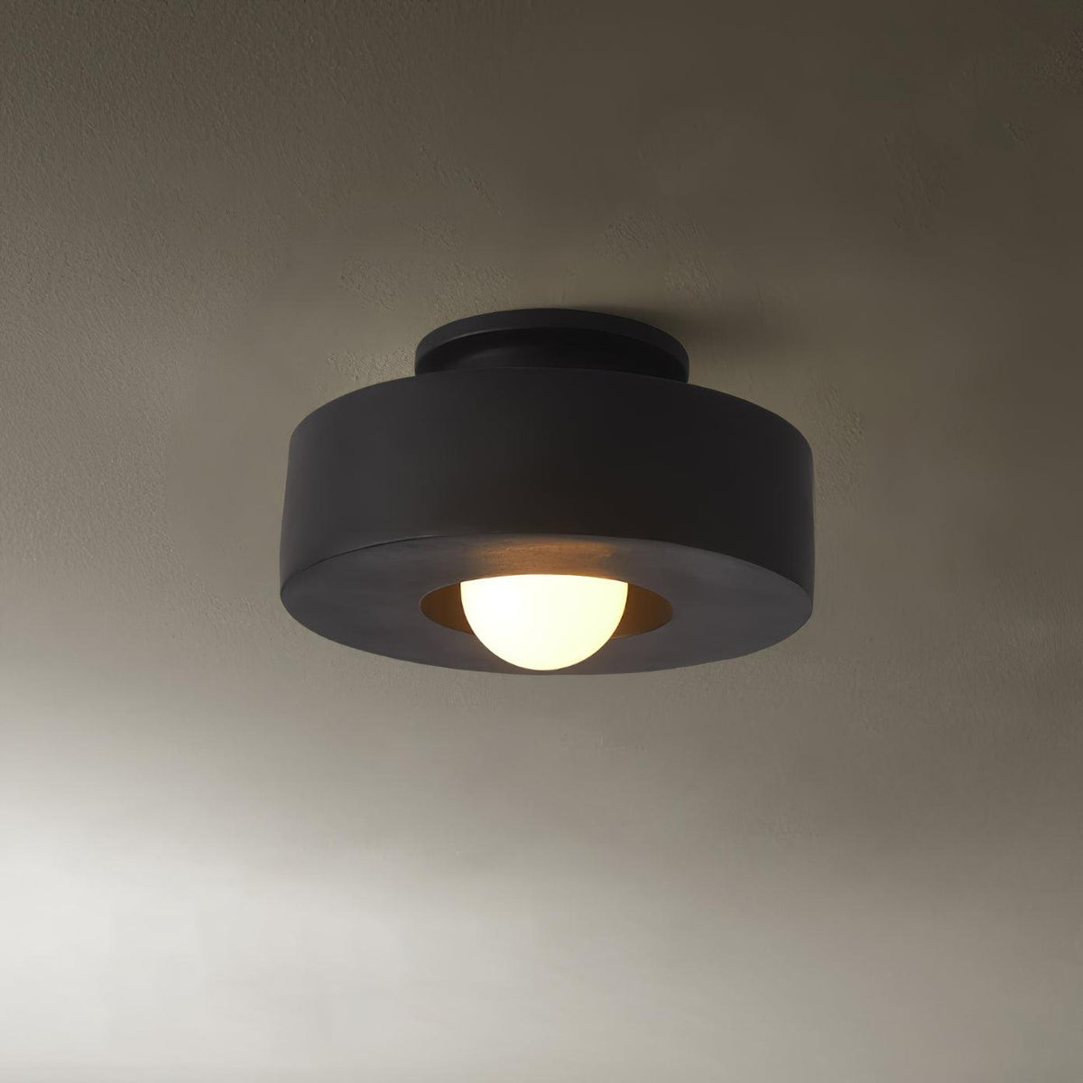 Lámpara de techo escultural de 12 pulgadas, diseño geométrico de polímero, casquillo E26 E27 para dormitorio, sala de estar y cocina en rojo, verde y negro | Thomler