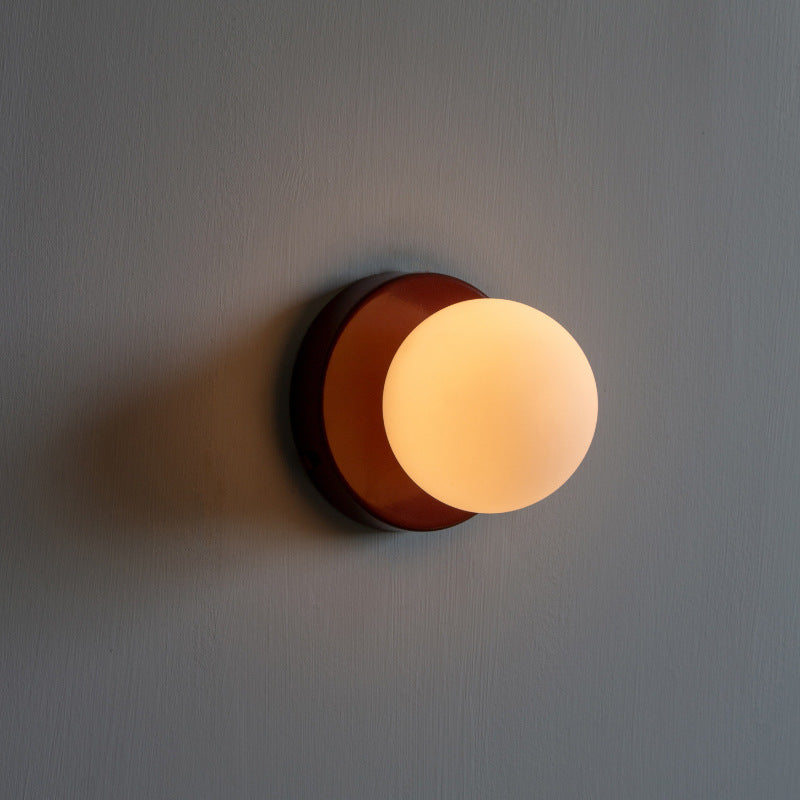 Metal Sconce with Glass Dome – Compact 4.7-Inch Fixture for Hallways, Bedrooms & Entryways – E26 Base 6W Indoor Accent Lighting – Rust-Proof | Thomler