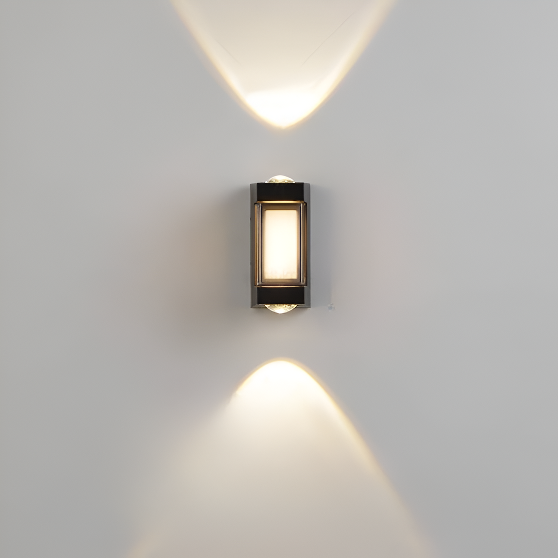 Outdoor Wandlamp 10,6 inch Zwart Waterdicht Bidirectionele Lichtbundel voor Buitenmuren Entree Veranda Tuinpad Architectonisch Accent IP6 | Thomler