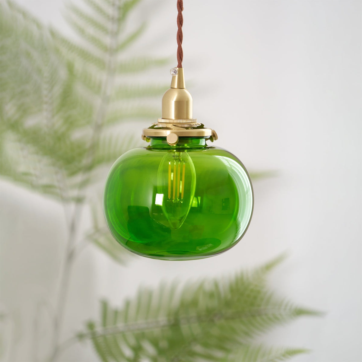 Glaskugel-Hängelampe, 12,7 cm Durchmesser, Vintage-Messingfassung, höhenverstellbares Kabel, Deckenaufhängung für Küche, Esszimmer, Eingangsbereich, Nische