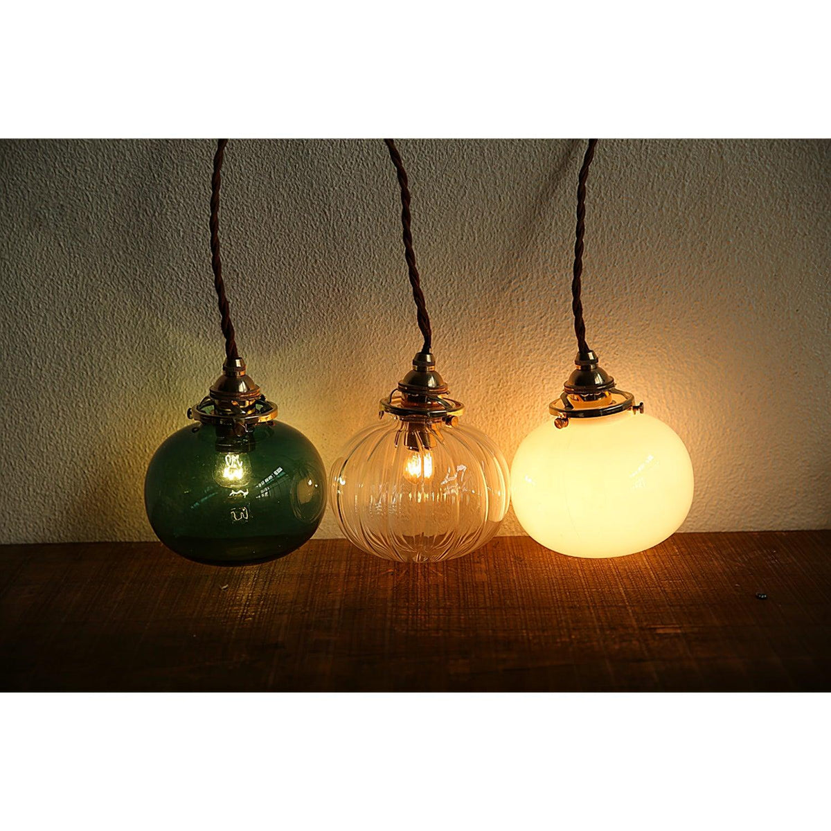 Glaskugel-Hängelampe, 12,7 cm Durchmesser, Vintage-Messingfassung, höhenverstellbares Kabel, Deckenaufhängung für Küche, Esszimmer, Eingangsbereich, Nische