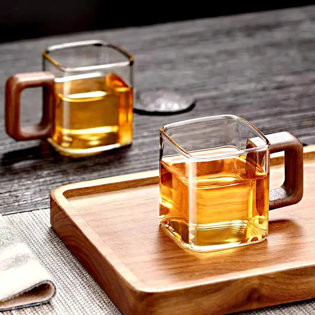 Transparente hitzebeständige Kaffeetasse mit Holzgriff für einfache Espressi & Tee 85 ml | Thomler