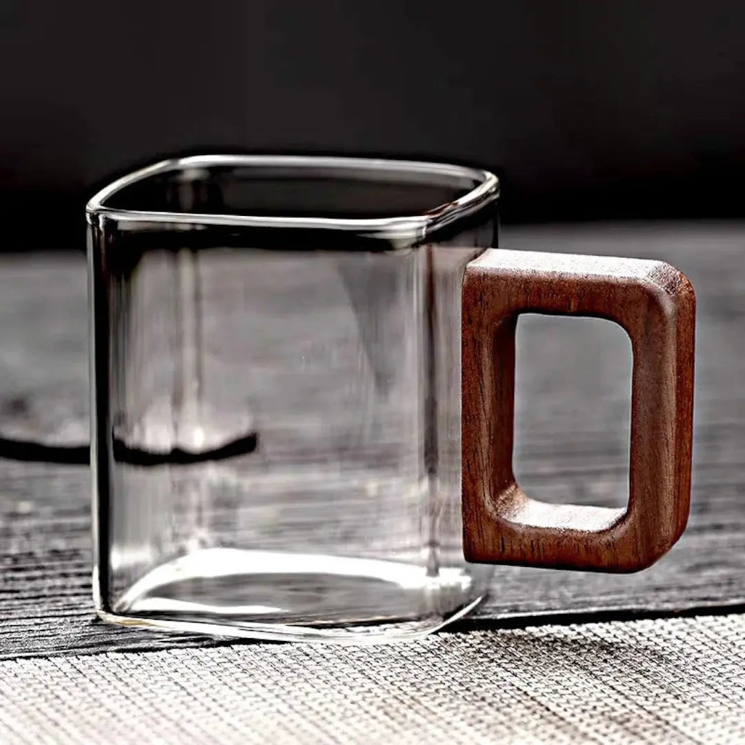 Transparente hitzebeständige Kaffeetasse mit Holzgriff für einfache Espressi & Tee 85 ml | Thomler