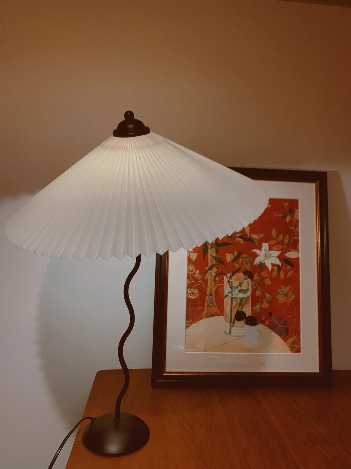 Sculptural Desk Lamp with Gathered Shade & Arc Base 17-inch Beige White Green Black Nightstand Light for Bedroom Living Room Accent | Thomler
