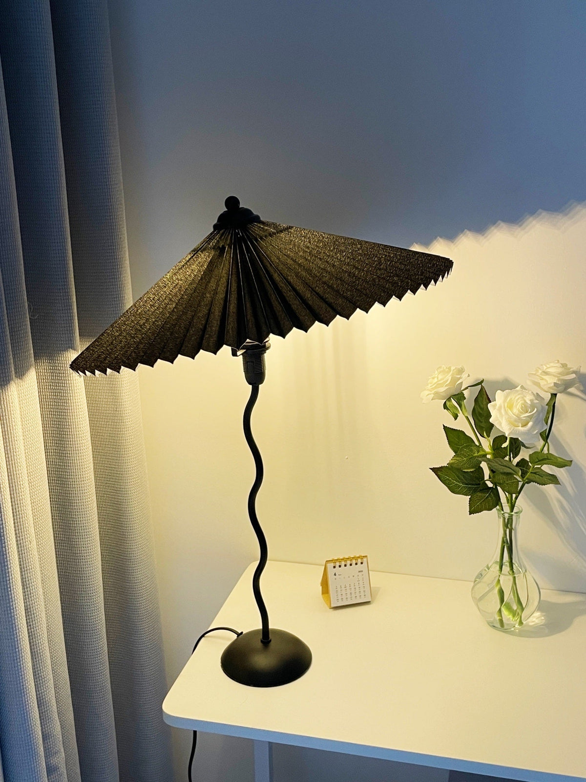 Sculptural Desk Lamp with Gathered Shade & Arc Base 17-inch Beige White Green Black Nightstand Light for Bedroom Living Room Accent | Thomler