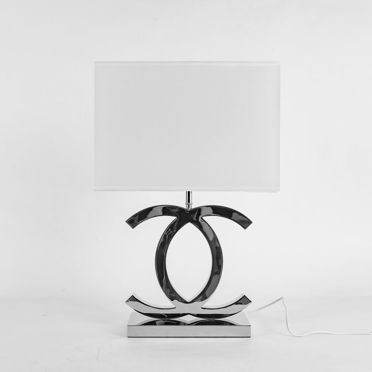 Metal Desk Lamp with Cloth Drum Shade – Contemporary Accent Light for Bedside, Office & Den – Push-Button Control – 24 in Tall | Thomler
