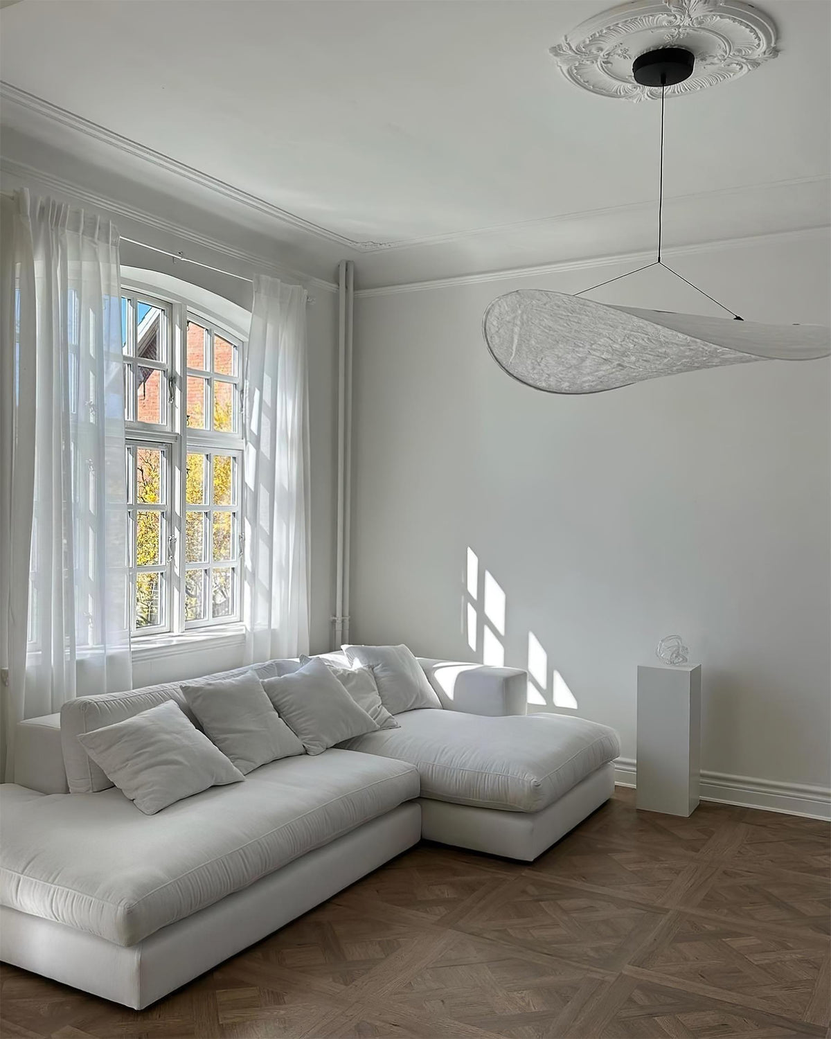 Cloud Paper Ceiling Fixture 24-Inch Hanging Lamp Modern Overhead Lighting for Dining Kitchen Living Room Adjustable Height LED | Thomler