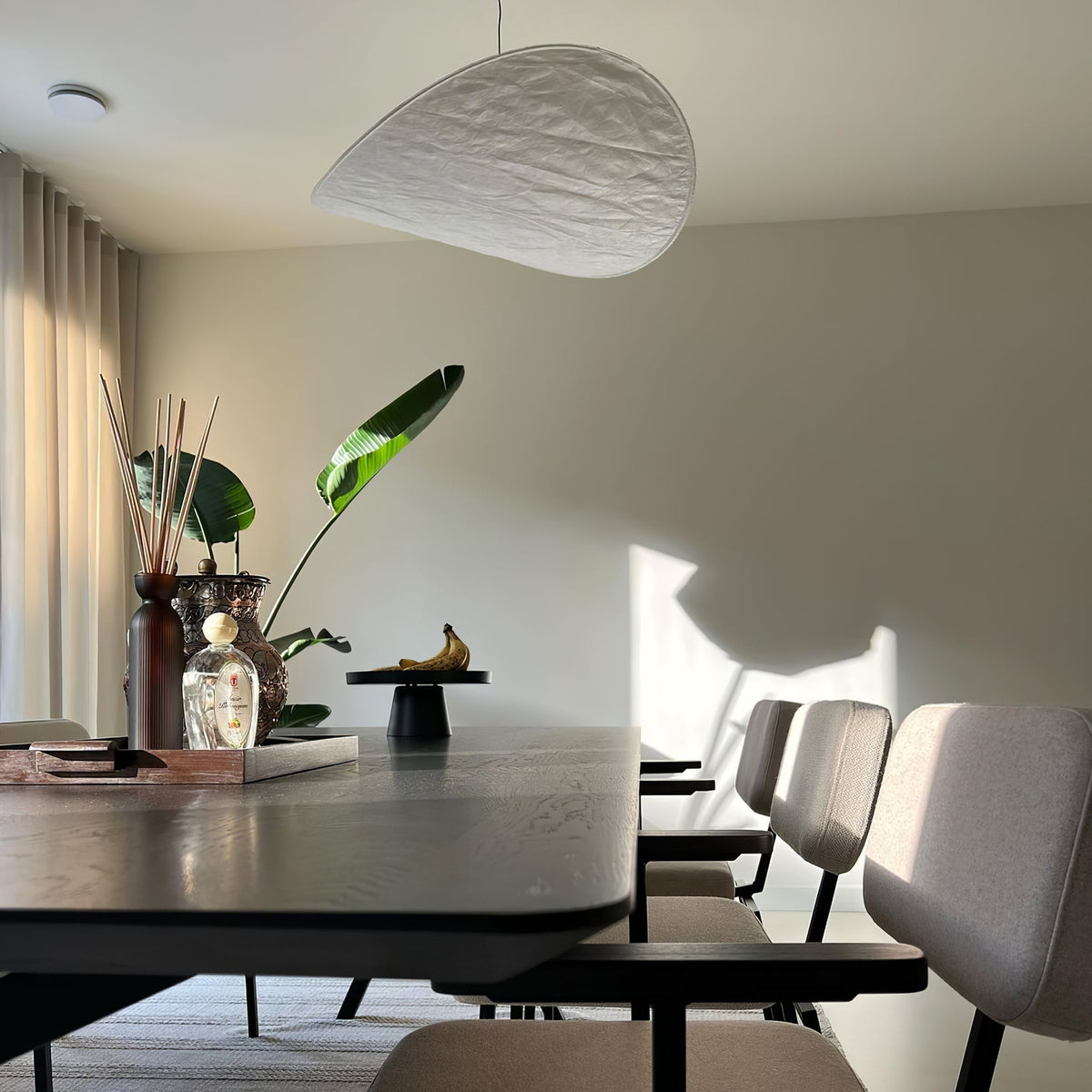 Lámpara colgante de pantalla de papel extragrande con altura ajustable, candelabro contemporáneo para isla de cocina, lámpara de techo para comedor | Thomler