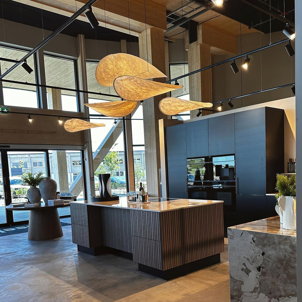 Lámpara colgante de pantalla de papel extragrande con altura ajustable, candelabro contemporáneo para isla de cocina, lámpara de techo para comedor | Thomler