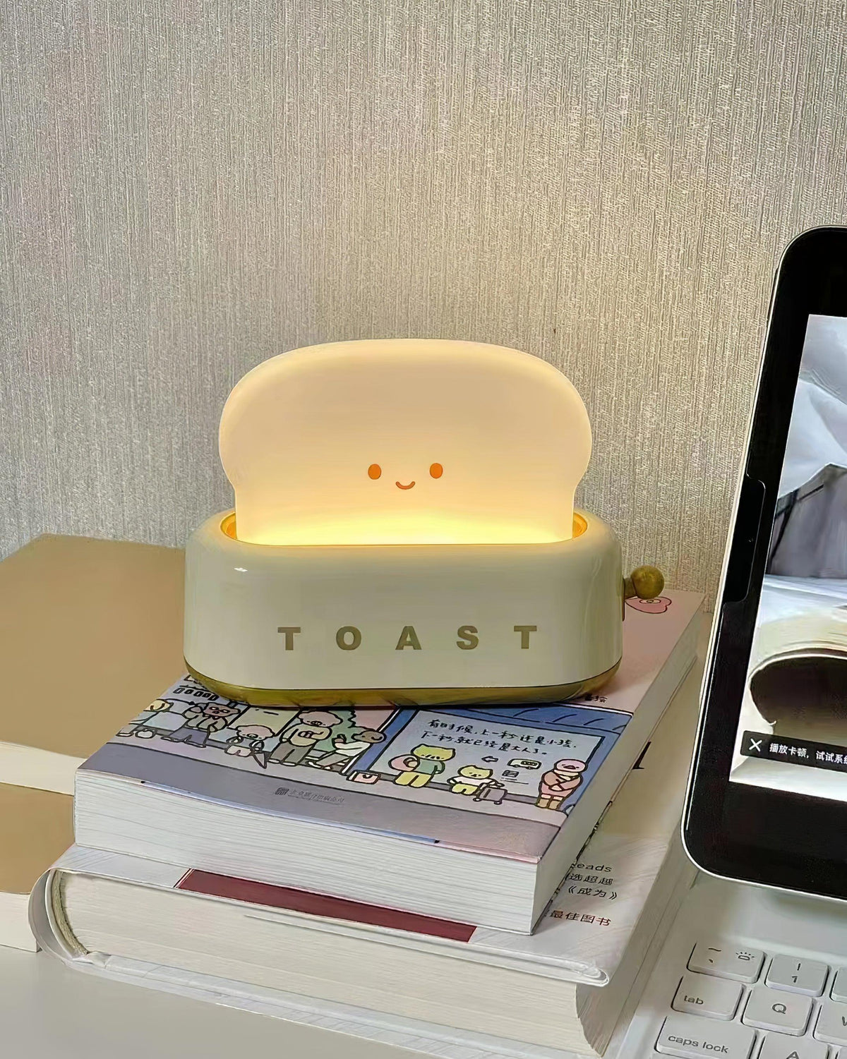 USB-Powered Toaster-Shaped LED Accent Light with Dimmer – 5.3 in Retro Desktop Lamp for Bedroom Nightstand Desk Office Dorm – Warm White Glo | Thomler