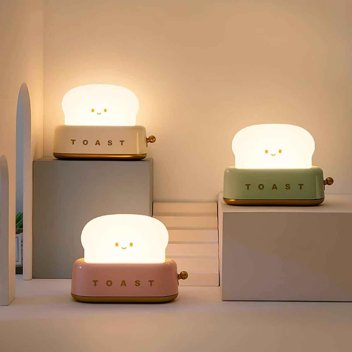 USB-Powered Toaster-Shaped LED Accent Light with Dimmer – 5.3 in Retro Desktop Lamp for Bedroom Nightstand Desk Office Dorm – Warm White Glo | Thomler
