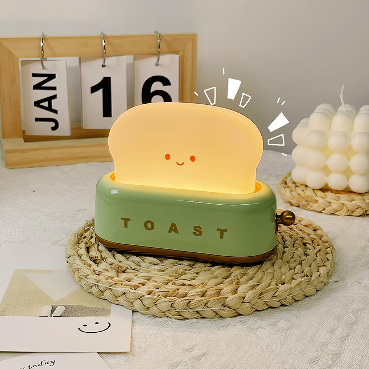 USB-Powered Toaster-Shaped LED Accent Light with Dimmer – 5.3 in Retro Desktop Lamp for Bedroom Nightstand Desk Office Dorm – Warm White Glo | Thomler