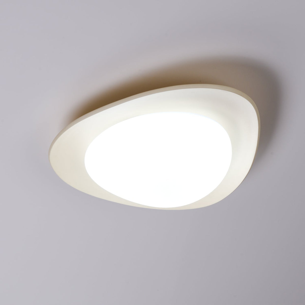 Organische Harz-LED-Deckenleuchte Grün Beige für Schlafzimmer Wohnzimmer Esszimmer Moderne Deckenbeleuchtung Naturinspiriert | Thomler