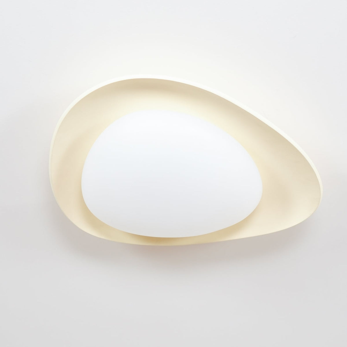 Flush Mount Ceiling Light Botanical Leaf Design Green 16 Inch Adjustable LED for Bedroom Kitchen Dining Room Natural Decor | Thomler