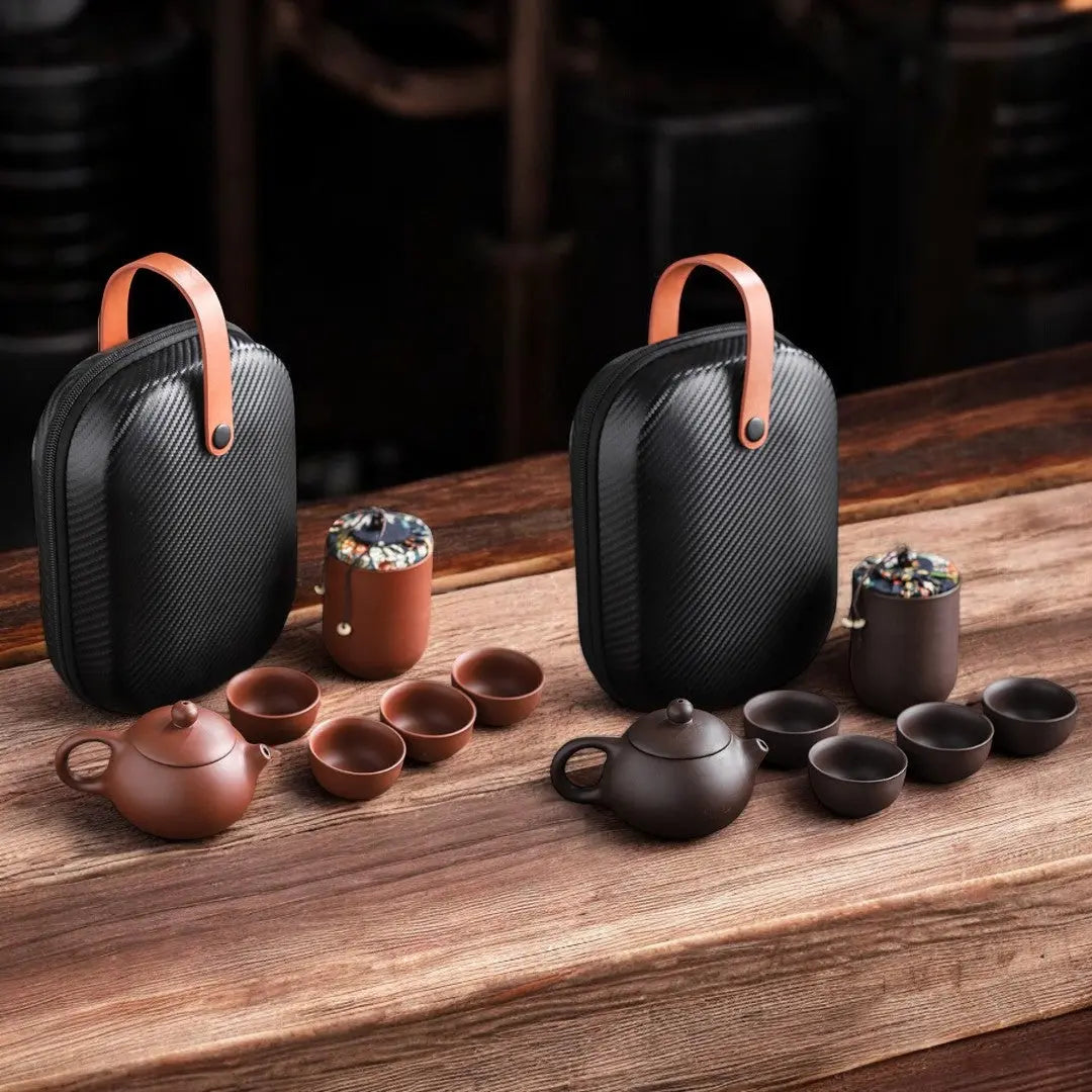 Keramik-Teekannenset mit Reiseetui, 165 ml Kanne, vier Tassen, tragbare Tasche für Camping, Outdoor-Picknicks, Büro-Pausen, Gongfu-Teezeremonie | Thomler