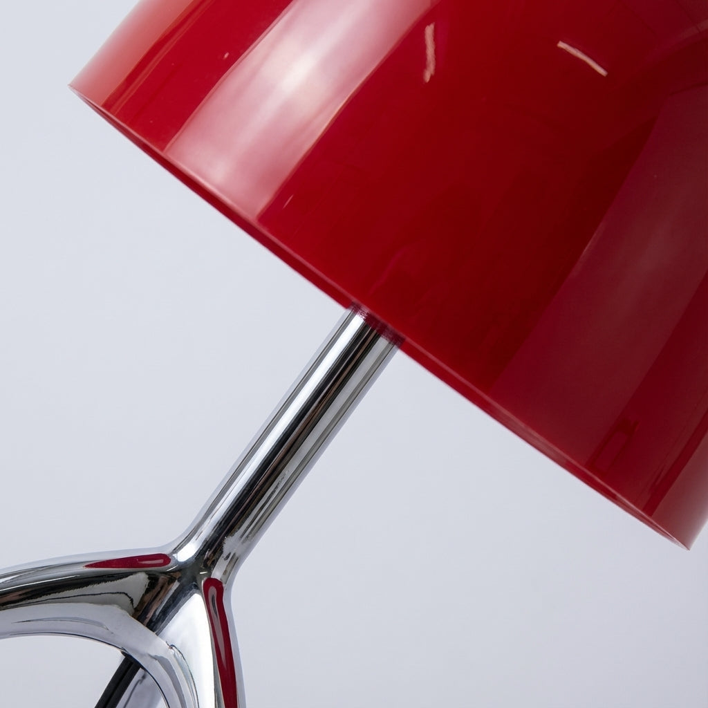 Stativ-Schreibtischlampe mit kuppelförmigem Schirm, 18 Zoll LED-Arbeitsleuchte, kupferfarbener Metallsockel mit rotem Akzent für Schlafzimmer, Büro, Nachttisch, moderne skulpturale Leseleuchte | Thomler