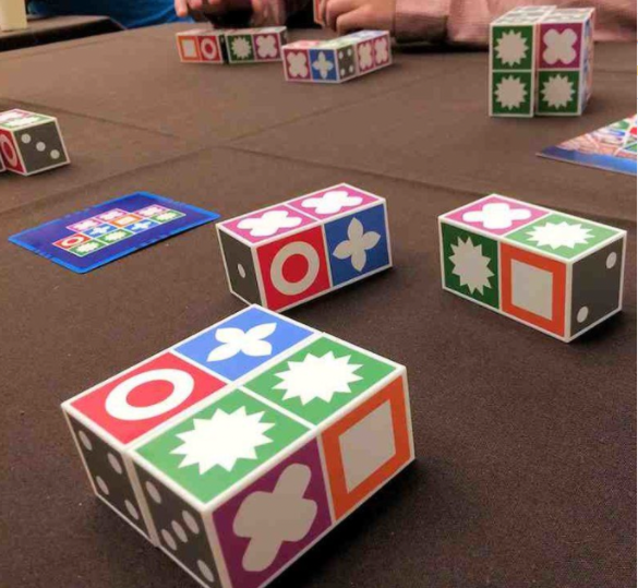 Muster-Legespiel für Kinder – Lernpuzzle mit 20 Bausteinen & 60 Aufgabenkarten für Kinder ab 3 Jahren | Thomler
