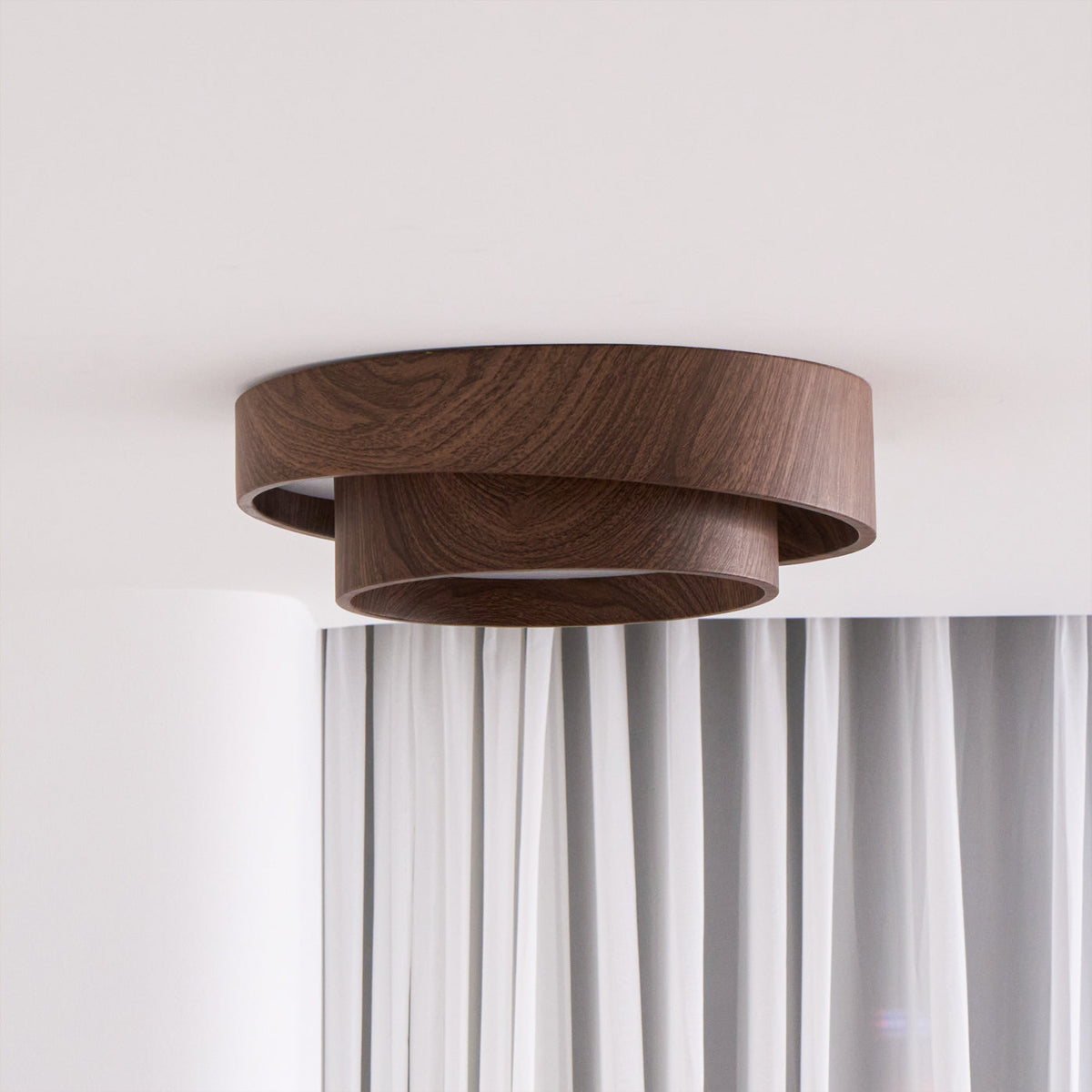 Round Flush Mount LED Ceiling Light Fixture Wood Grain Metal 16 in Diameter for Bedroom Living Room Kitchen Office Low Profile Modern Overhe | Thomler