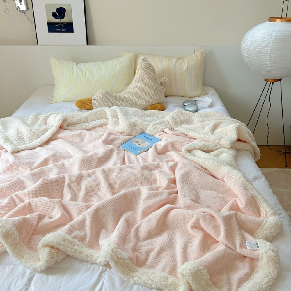 Double-Sided Sherpa Throw Blanket with Textured Floral Design – Soft Microfiber Fleece for Sofa & Bed