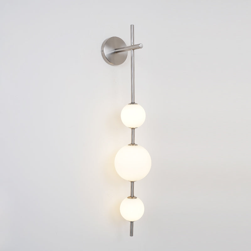 Lámpara de pared tipo globo LED, aplique de montaje fijo, 26 pulgadas, acabado en latón, iluminación con pantalla esférica para dormitorio, baño, pasillo, rincón de lectura, luz de acento para interiores